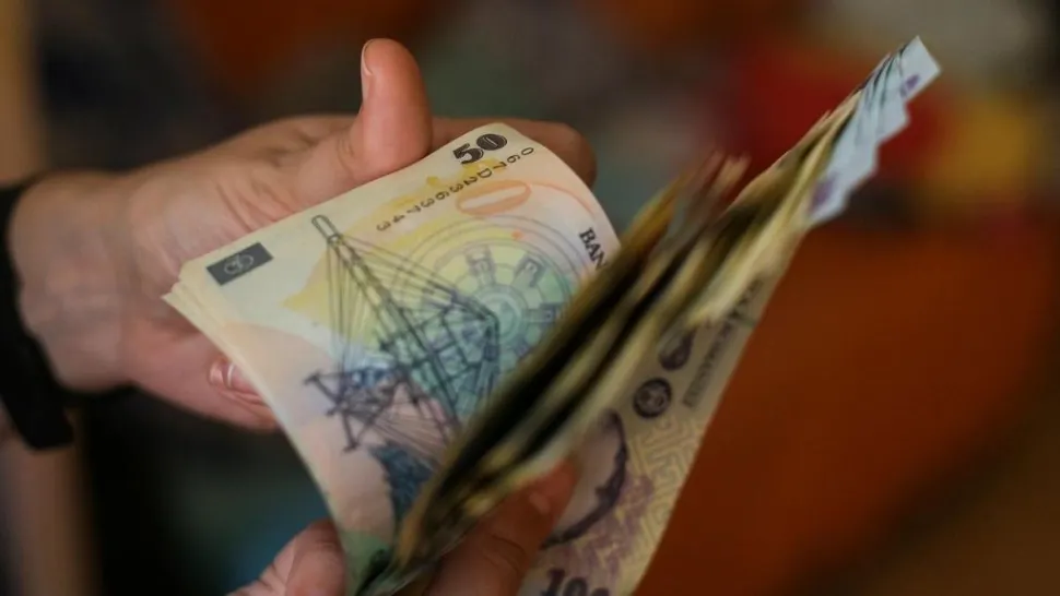 Fraudă de 1,5 milioane de lei. Angajări fictive pentru diverse beneficii ilegale. 