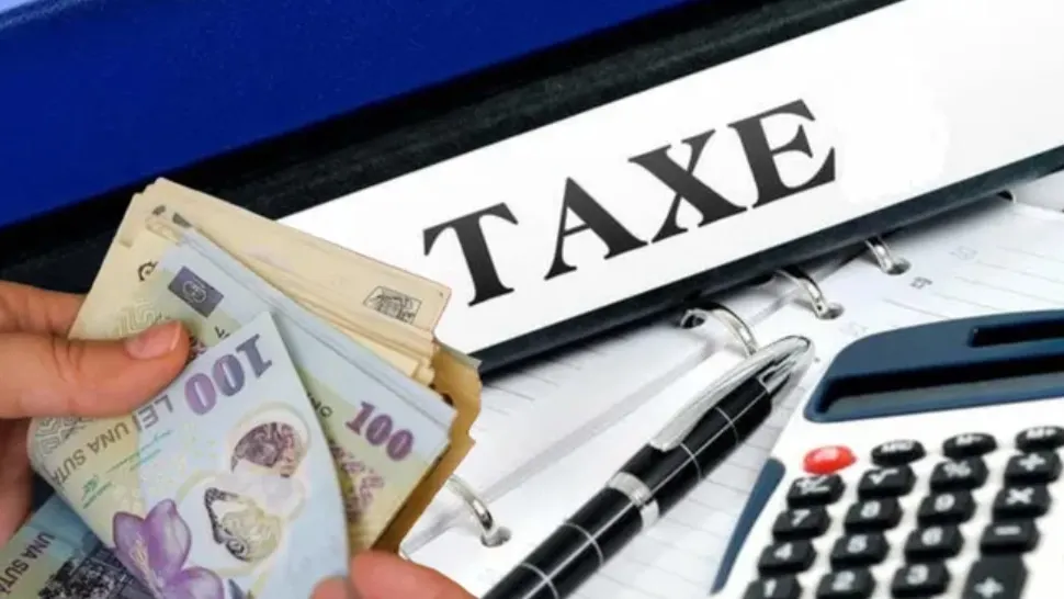 Peste 1000 de oameni vin zilnic la Primăria Focșani pentru reactualizarea bazei de date. Nemulțumirile îi fac pe oameni să ceară socoteală edilului