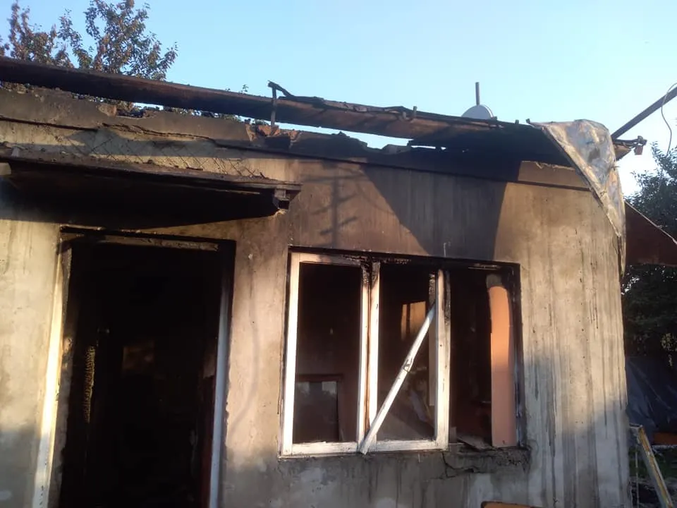 Femeie carbonizată în propria casă