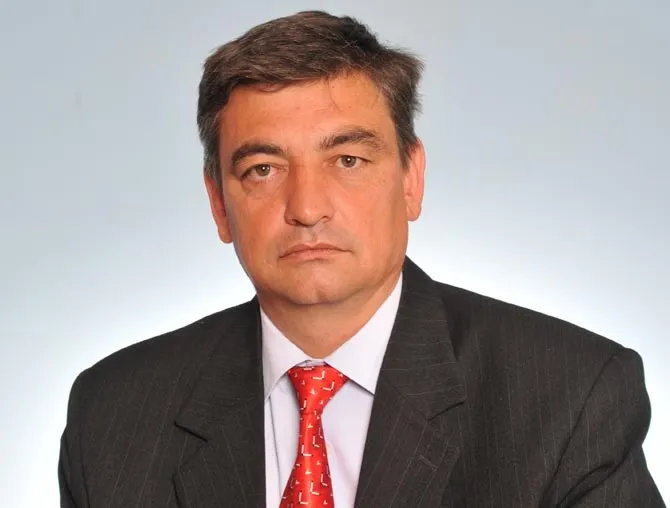 Primarul comunei Milcovul, pesedistul Neață, prostește cetățenii cu drumurile asfaltate de CNAIR