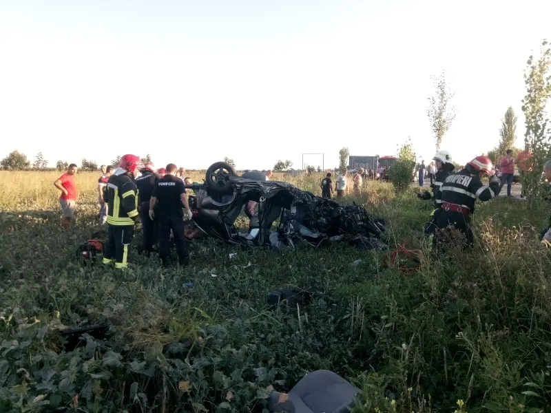 Șoferul vinovat de producerea accidentului de aseară, reținut de polițiști. S-au găsit urme de substanțe interzise în probele biologice