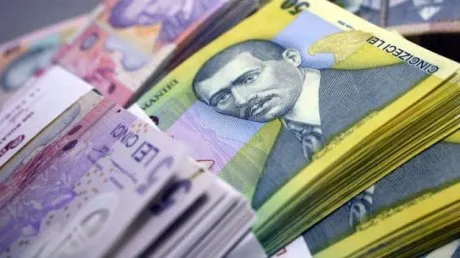Dragoste oarbă și scumpă. O minoră a plecat cu banii concubinului ei și nu s-a mai întors