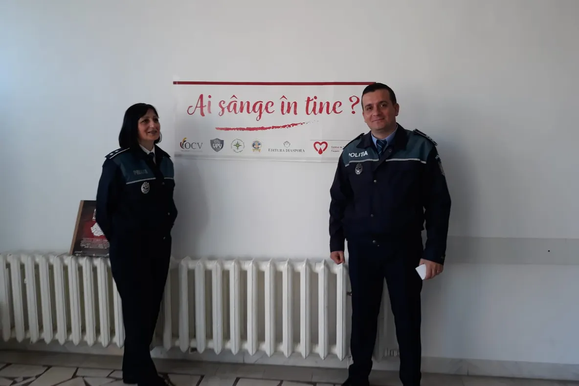 FOTO  Polițiștii vrânceni donează sânge