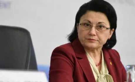 Vizită neanunțată a Ecaterinei Andronescu la Focșani