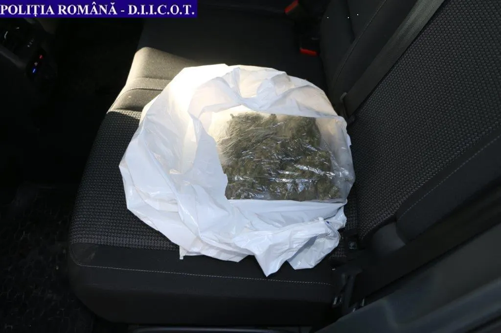 Năsăudeni arestați la Focșani pentru trafic și consum de droguri