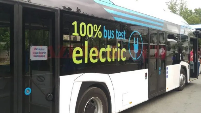 Primarul PSD al Focșaniului se laudă cu autobuze electrice din banii de la ministerul condus de liberalul Ion Ștefan