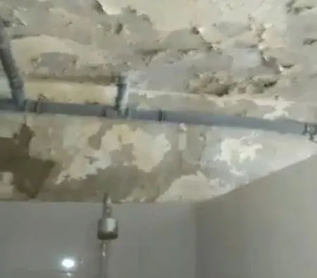 VIDEO REVOLTĂTOR! Ploșnițe, mucegai și condiții infecte la Centrul pentru Persoane cu Handicap Odobești!