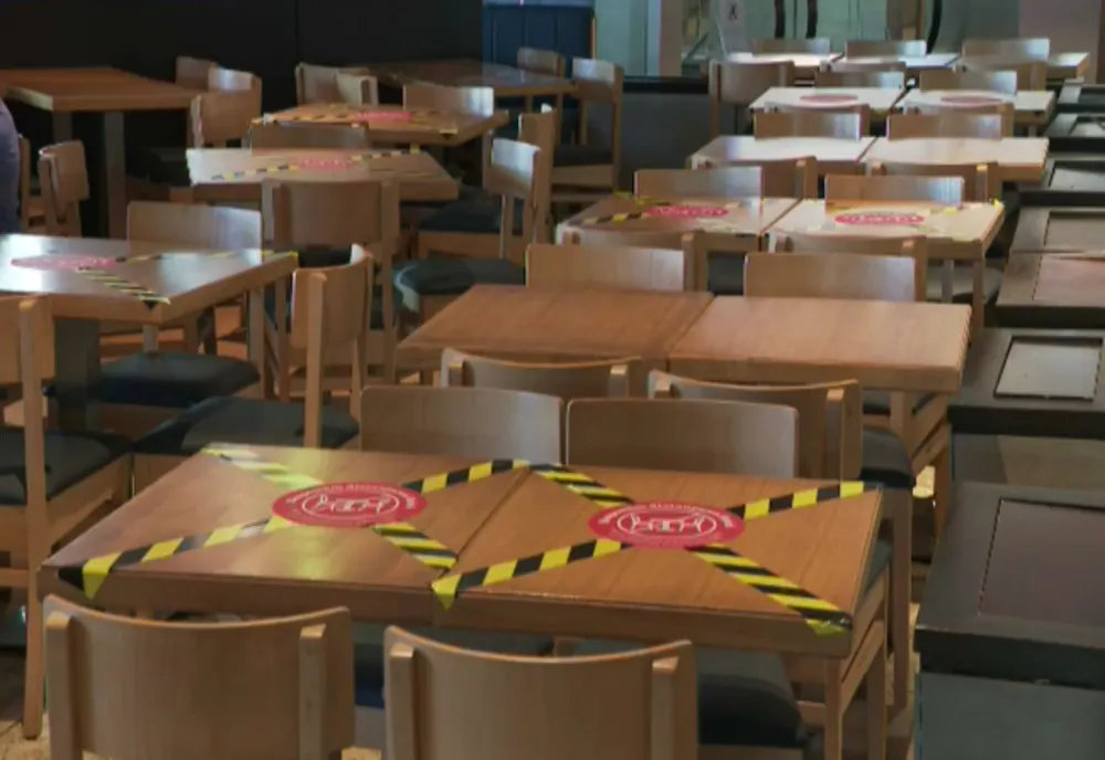 ULTIMA ORĂ S-au redeschis restaurantele în Focșani, cu obligativitatea funcționării la 30% din capacitatea de ocupare
