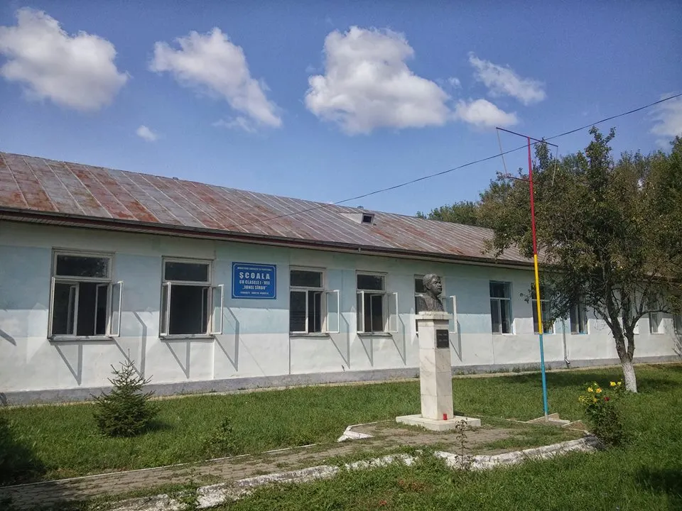 Primarul liberal din Ciorăști: Ministerul Dezvoltării blochează nejustificat modernizarea școlii din comună