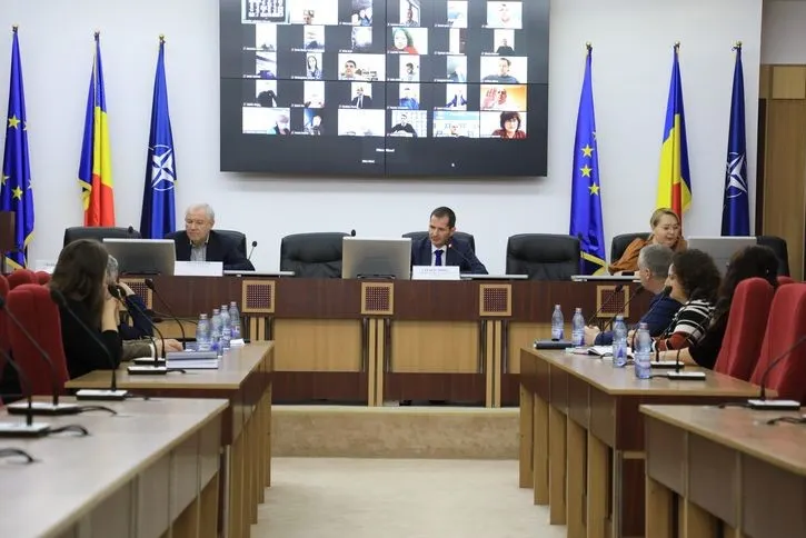 Dispută între useriștii actuali și excluși, în ședința Consiliului Județean Vrancea