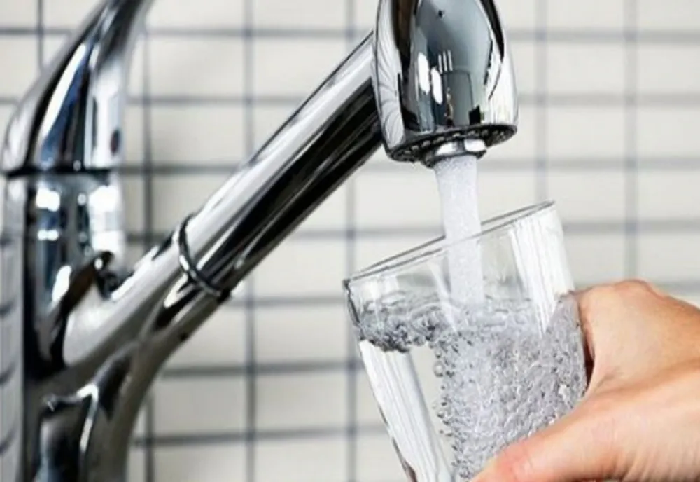 ALIMENTAREA CU APĂ ESTE RESTRICŢIONATĂ ÎN PESTE 580 DE LOCALITĂŢI