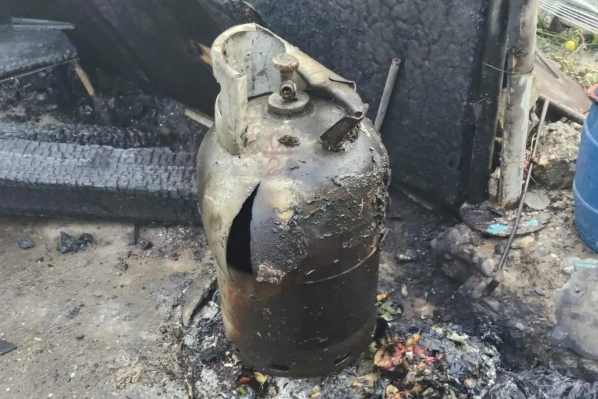 Bărbat grav rănit în explozia unei butelii de gaz într-o localitate din Vrancea