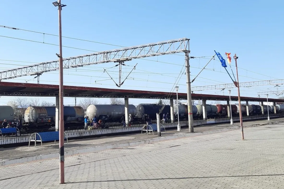 Vasluian de 60 de ani, mort după ce a căzut pe linia ferată în Gara Focșani. A fost lovit de un tren