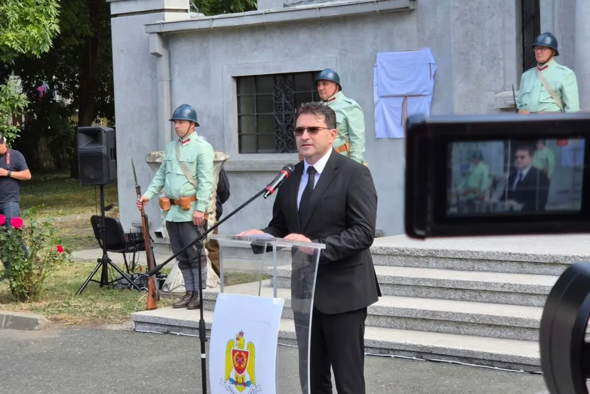 Prefectul Vrancei, Liviu Macovei, a demisionat după intrarea PNL în opoziție