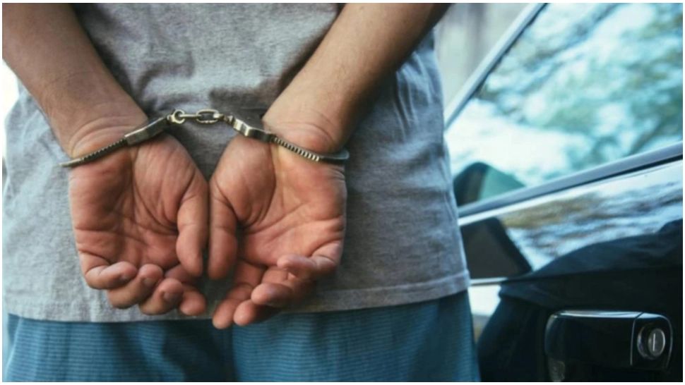 Patru bărbați reținuți după bătaia din Adjud la care au participat nouă persoane