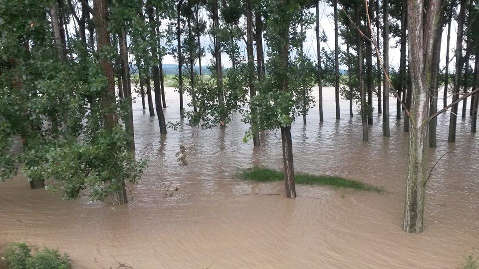 ULTIMA ORĂ  Oamenii din 3 sate, pregătiți pentru evacuare