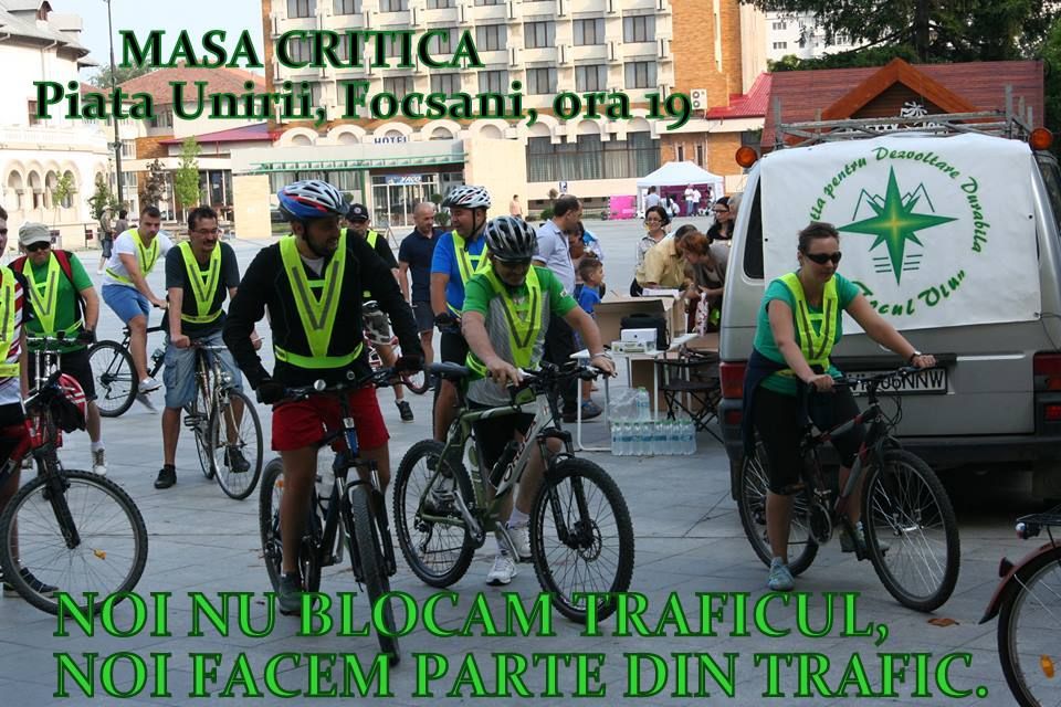 Bicicliștii din Vrancea, așteptați la ”Masa Critică”