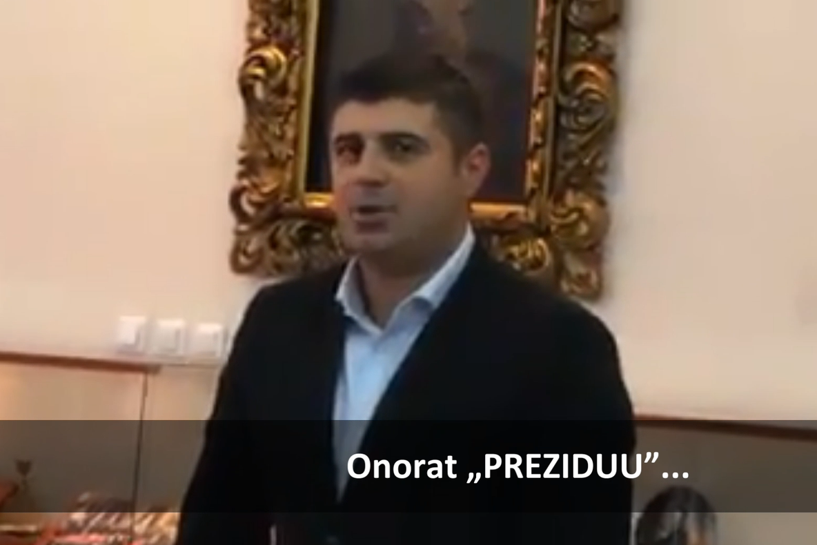 VIDEO DE TOT RÂSUL: Viceprimarul Focșaniului, Ionuț Mersoiu, a faultat limba română la un eveniment dedicat cărții