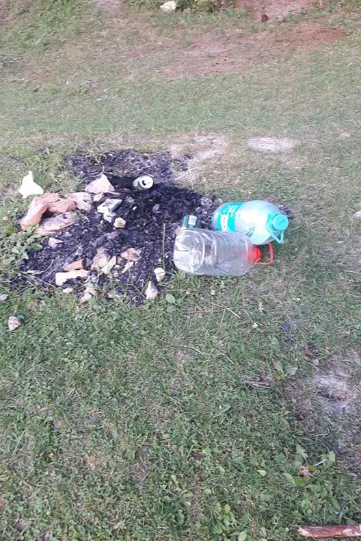 Mârlanul de Vrancea: a invadat Focul Viu cu gunoaie menajere