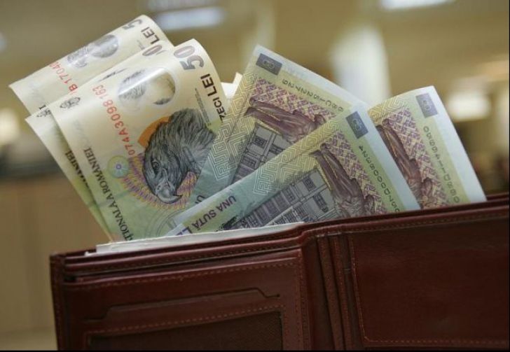 Un focșănean și-a recuperat portofelul uitat la Finanțe, găsit de un jandarm