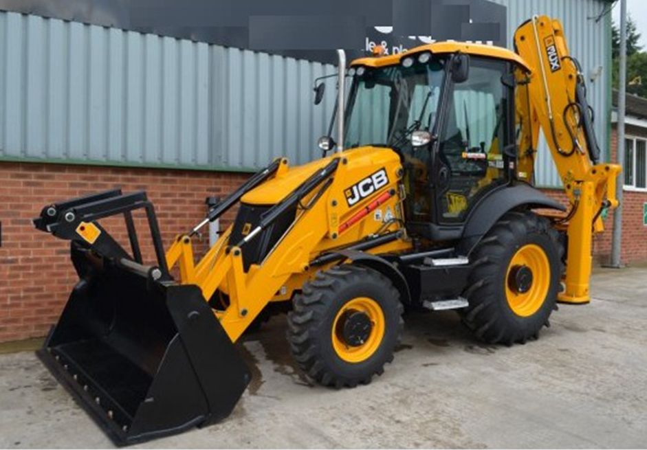 Doi hoți au vrut să facă bani după ce au dezmembrat un utilaj