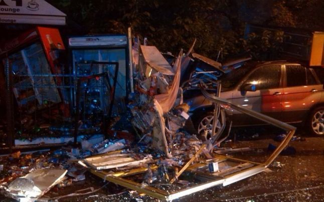 După condamnarea definitivă, Monica Gogu a fost dată afară din Poliție. Ea intrase cu mașina într-un chioșc de pe Bld. Unirii din Focșani