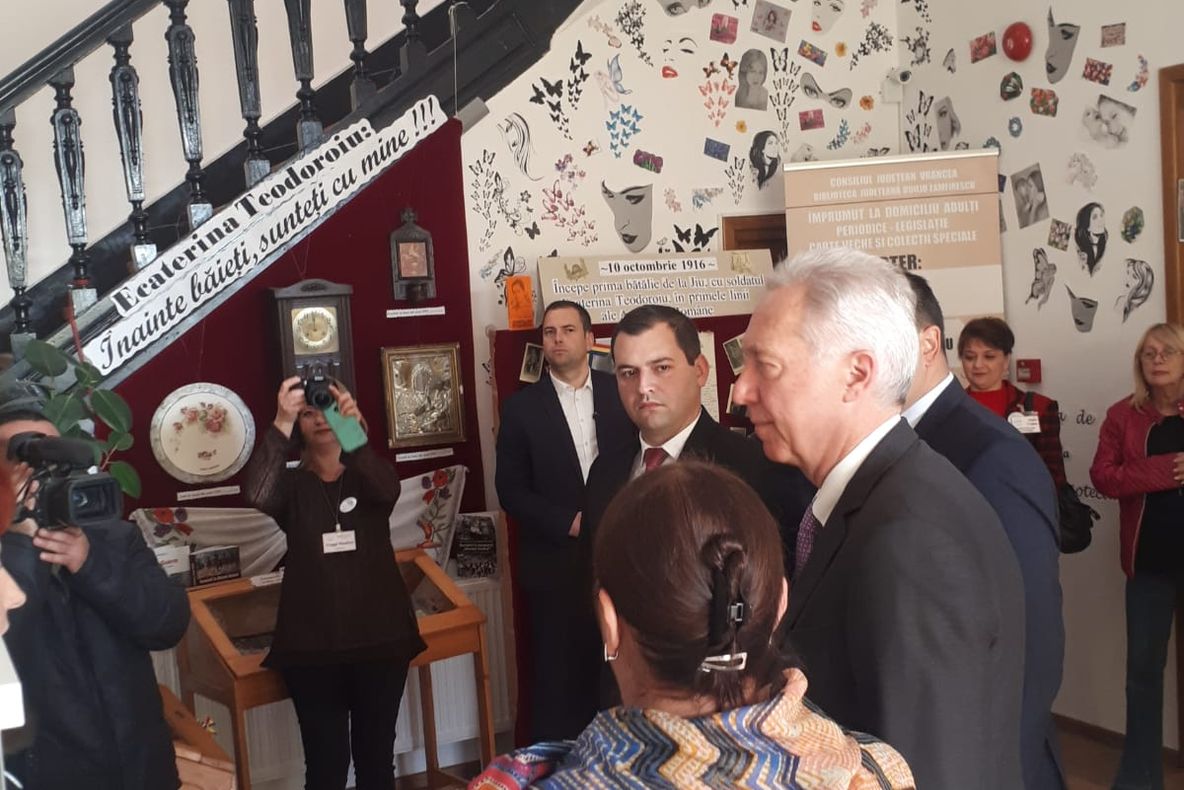 FOTO   Ambasadorul SUA, Hans Klemm, la Focșani