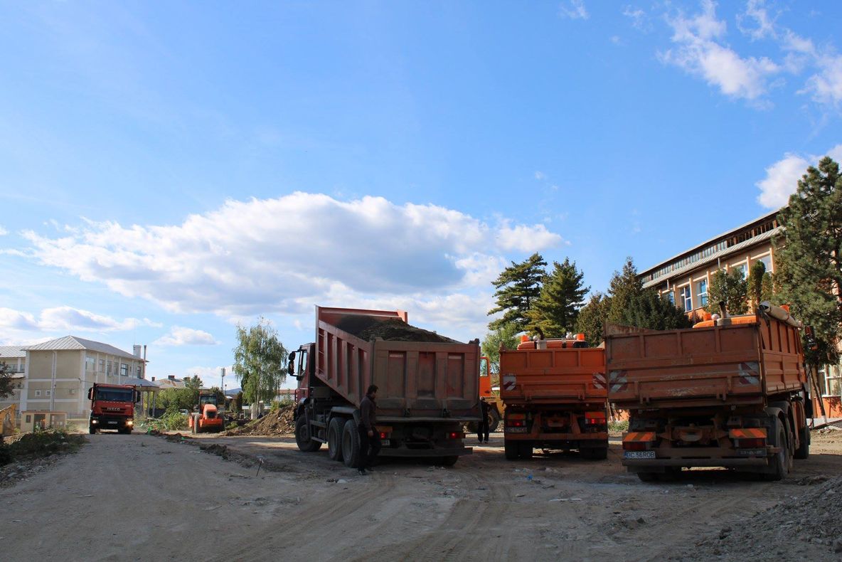 Parking Focșani introduce plata cu ajutorul telefonului mobil a locurilor de parcare nerezidențiale