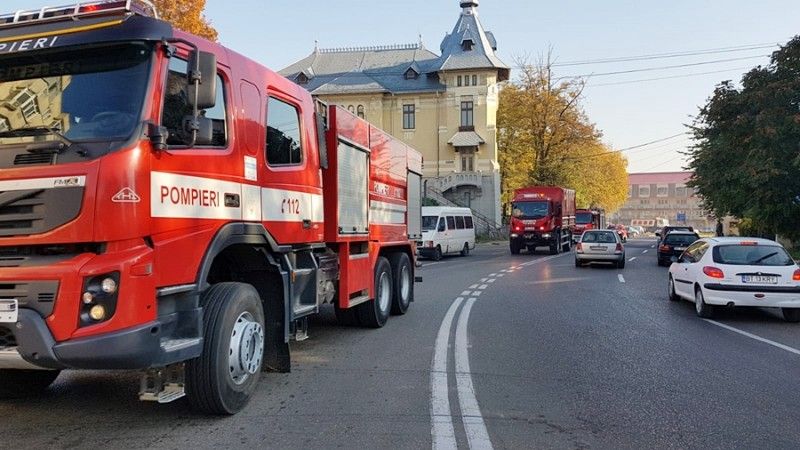 Peste 60 de cadre ISU Vrancea au plecat spre comandamentul exercițiului tactic ”Seism 2018”