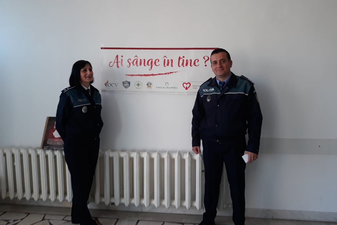 FOTO  Polițiștii vrânceni donează sânge