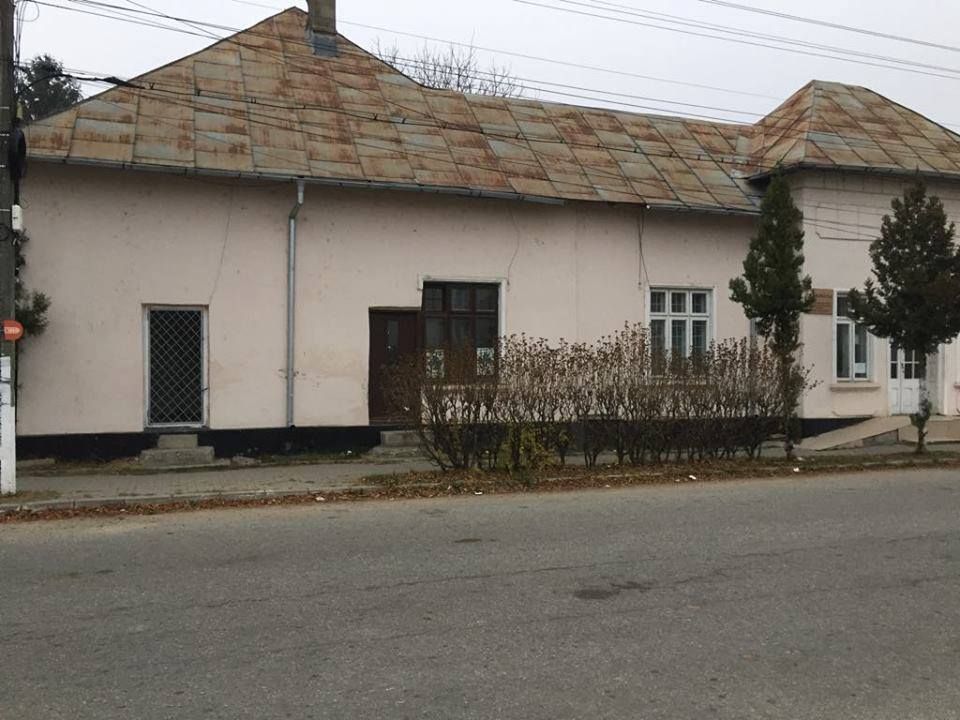 Grădinițele anunțate ca finalizate la București sunt construite doar pe hârtie, în Vrancea