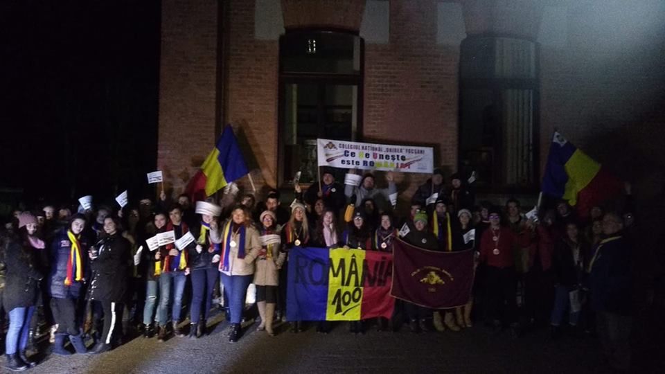 Uniriștii focșăneni sărbătoresc Marea Unire la Alba Iulia