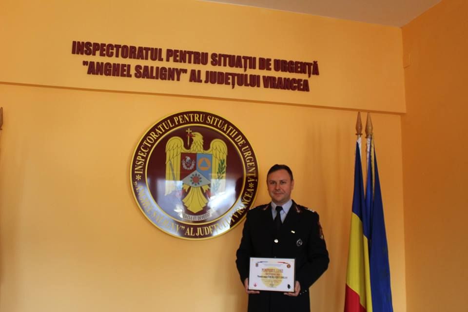 ISU Vrancea a desemnat ”Pompierul lunii decembrie”