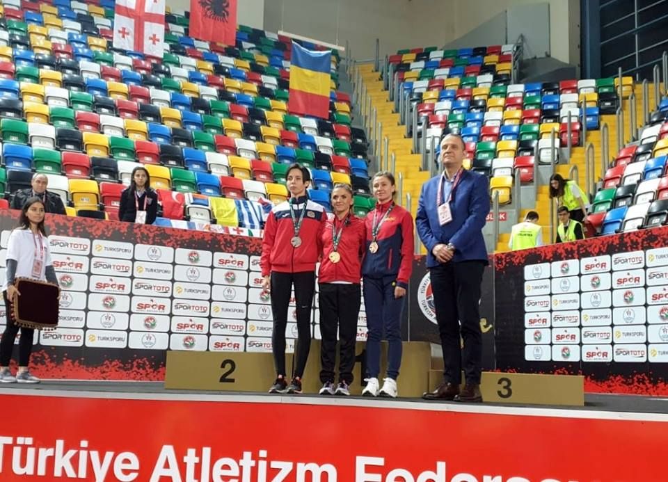 Medalie de bronz la Campionatul Balcanic pentru atleta Claudia Prisecaru