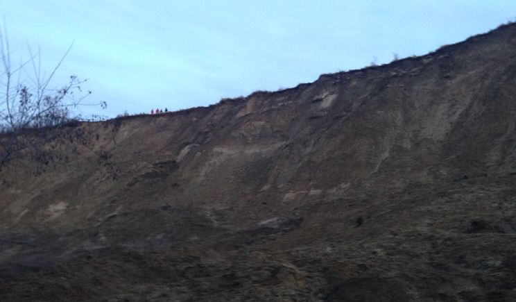 Cadavrul unui bătrân din Dumbrăveni, găsit în albia unui pârâu