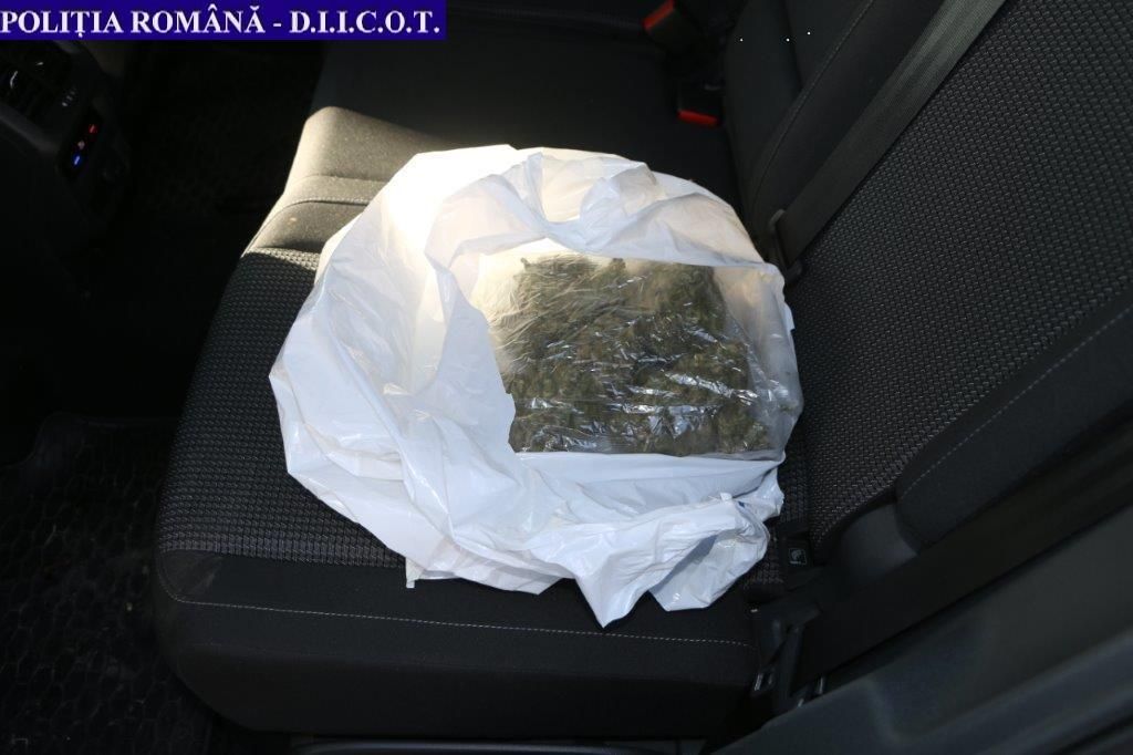 Năsăudeni arestați la Focșani pentru trafic și consum de droguri