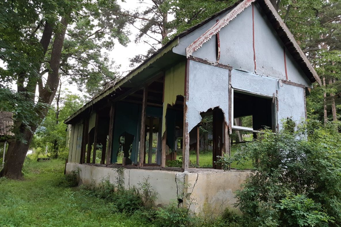 GALERIE FOTO/VIDEO Taberele copilăriei vrâncenilor, Cotești și Soveja - Cernobîlul Vrancei. Imaginea nepăsării autorităților