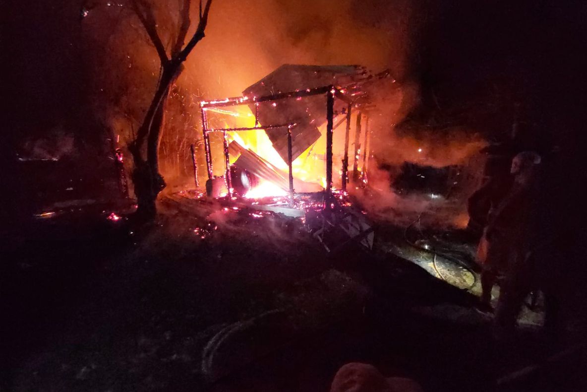 I s-a făcut rău când a văzut foc în curte