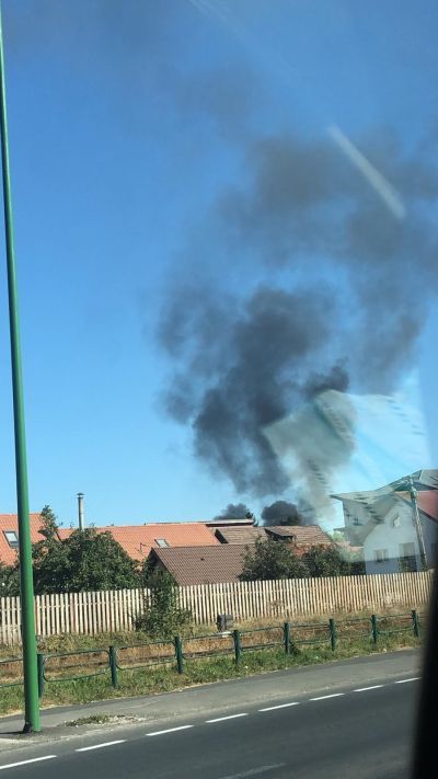 Foc pus intenționat la o magazie cu lucernă, în Faraoanele