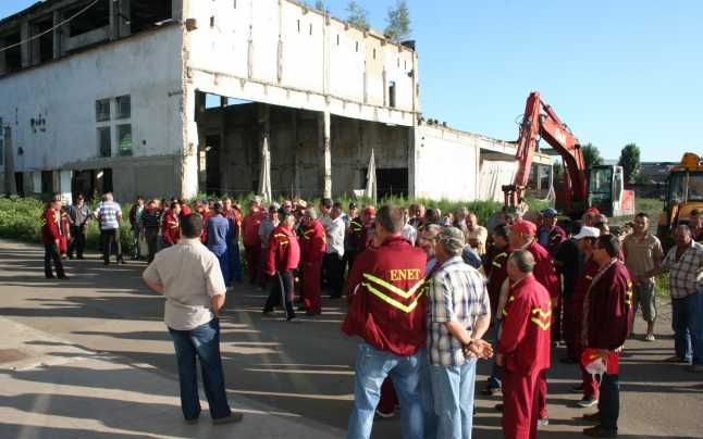 UN COLOS PE MOARTE - În prag de iarnă, societatea furnizoare de căldură a Focșaniului a intrat în insolvență