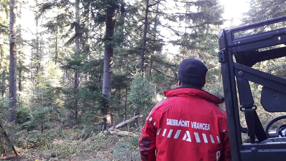 Bărbatul din Soveja, dat dispărut ieri, a fost găsit fără suflare