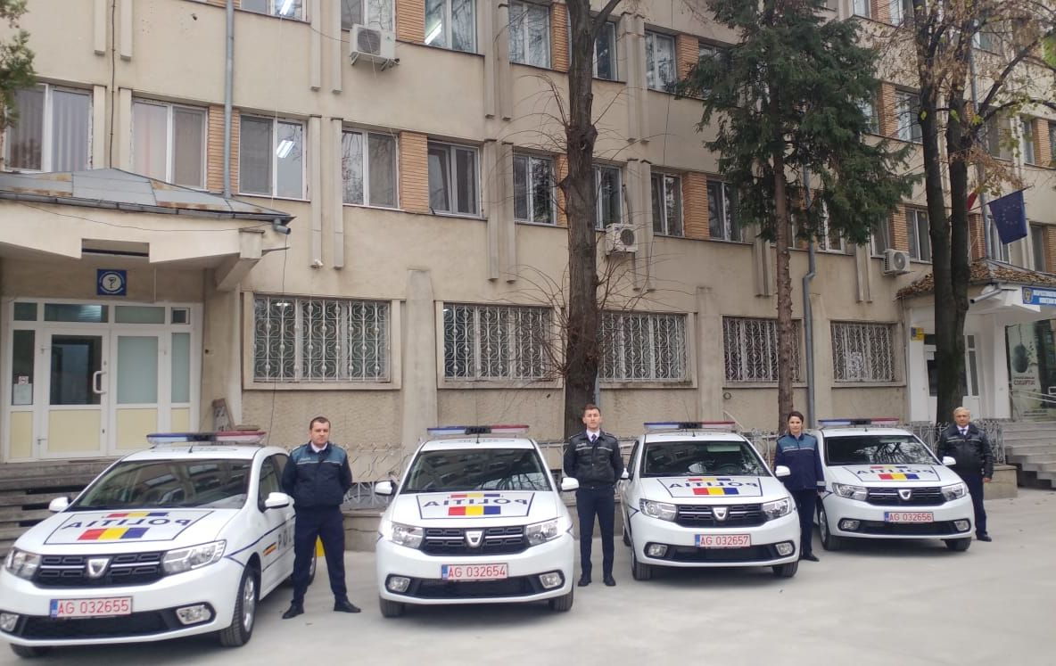 Patru mașini noi la Poliția vrânceană