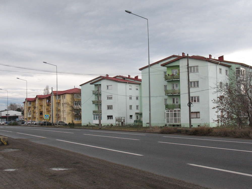 Pentru a nu părăsi orașul, Primăria Adjud le oferă locuințe medicilor, profesorilor și polițiștilor