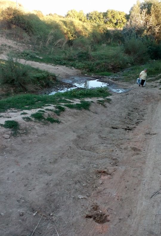 PERICOL Comuna Tîmboești, cu cei mai mulți izolați din Vrancea, de o săptămână fără apă