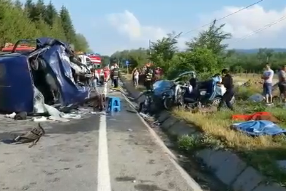 VIDEO EXCLUSIV Accident grav la Bolotești, în fața domeniului baronului de Vrancea