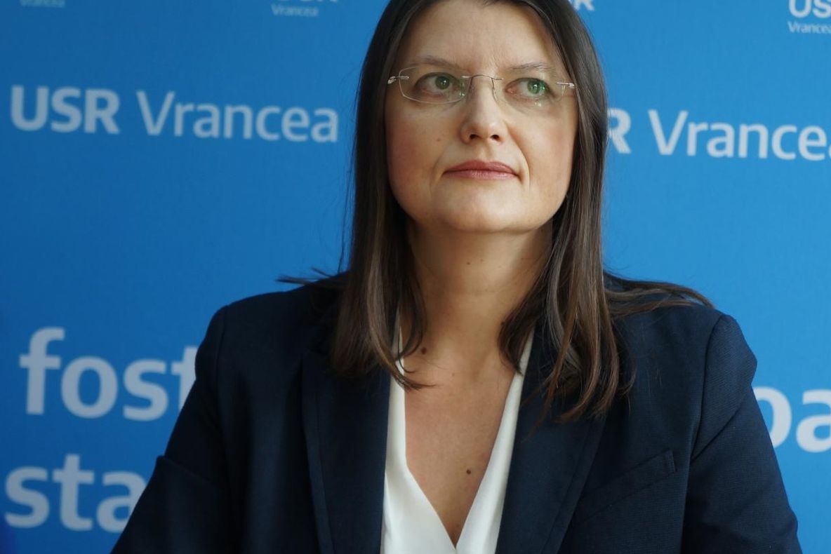Președintele USR Focșani, Corina Atanasiu, propusă ca ministru al Educației în Cabinetul Cioloș