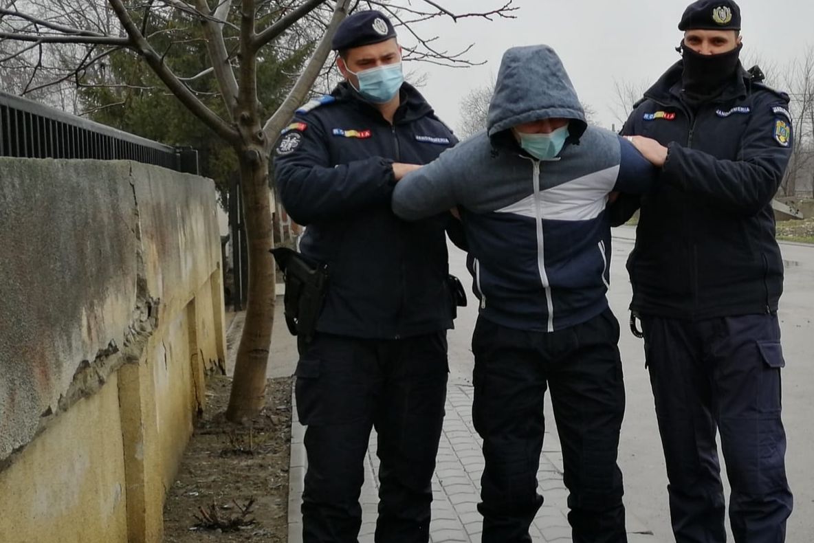 Condamnat pentru tentativă de viol, prins de jandarmii vrânceni