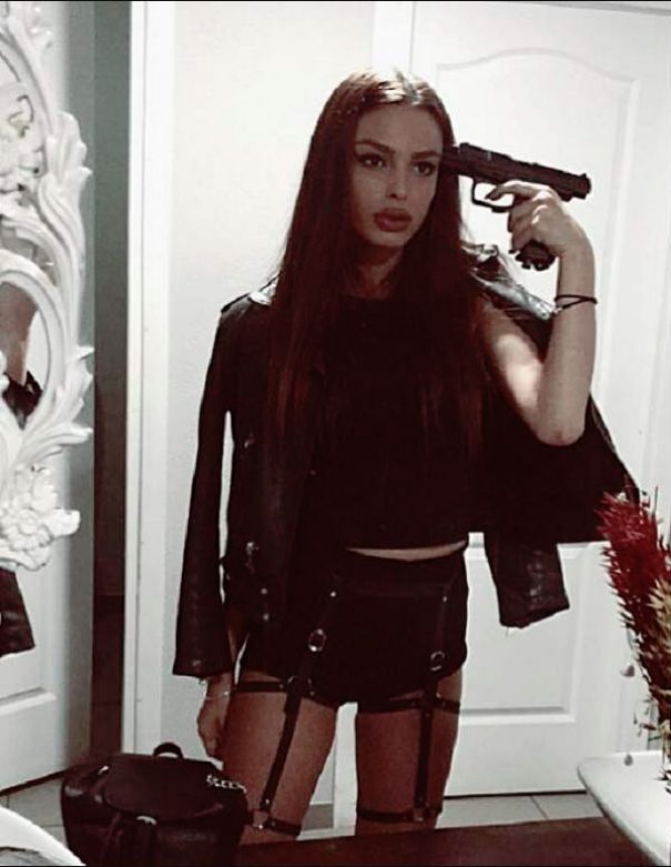 Fata primarului din Odobești - condamnată pentru că a condus drogată