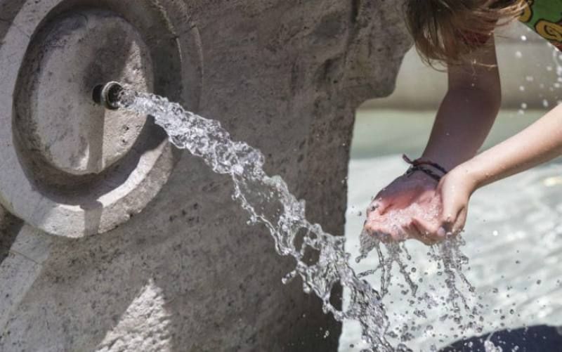 Atenționare MAE pentru românii care vor să vină în Italia - caniculă și incendii