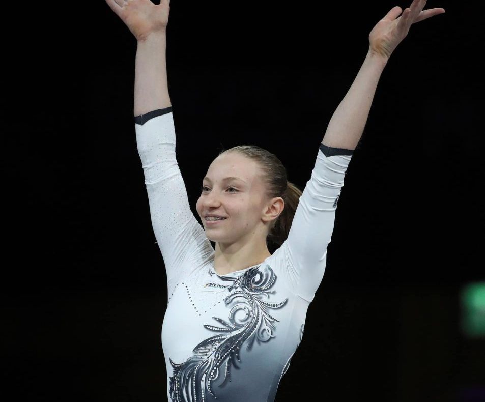 Focșăneanca Ana Maria Bărbosu, medalie de aur la paralele, la Cupa Mondială Challenge